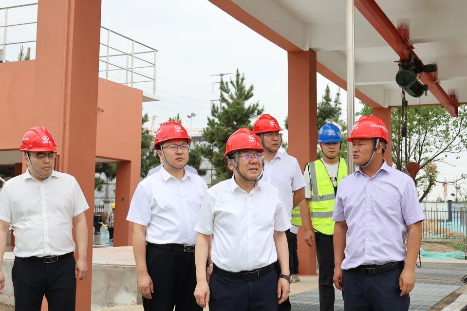 公司黨委書記、董事長李明華一行到姜堰項目、成都區域項目檢查指導工作